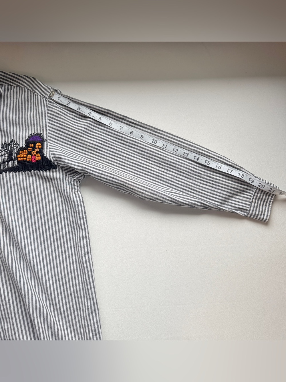 Casey & Max Halloween Embroidered Haunted House Stripe Button Shirt Size Small - Picture 10 of 11